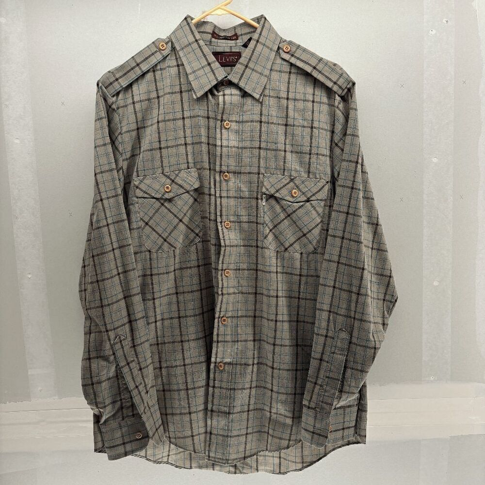 Vintage Levi's Men's L Plaid Flannel Shirt Beige Red Button Down Poly/Cotton EUC